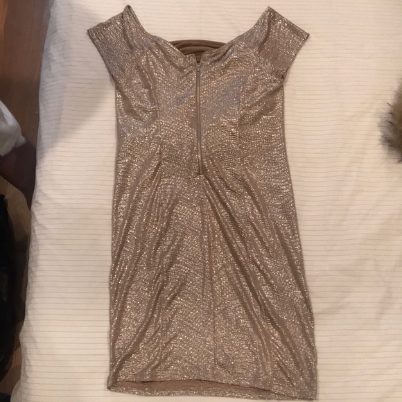 Guess gold dress - Picture 2 of 2